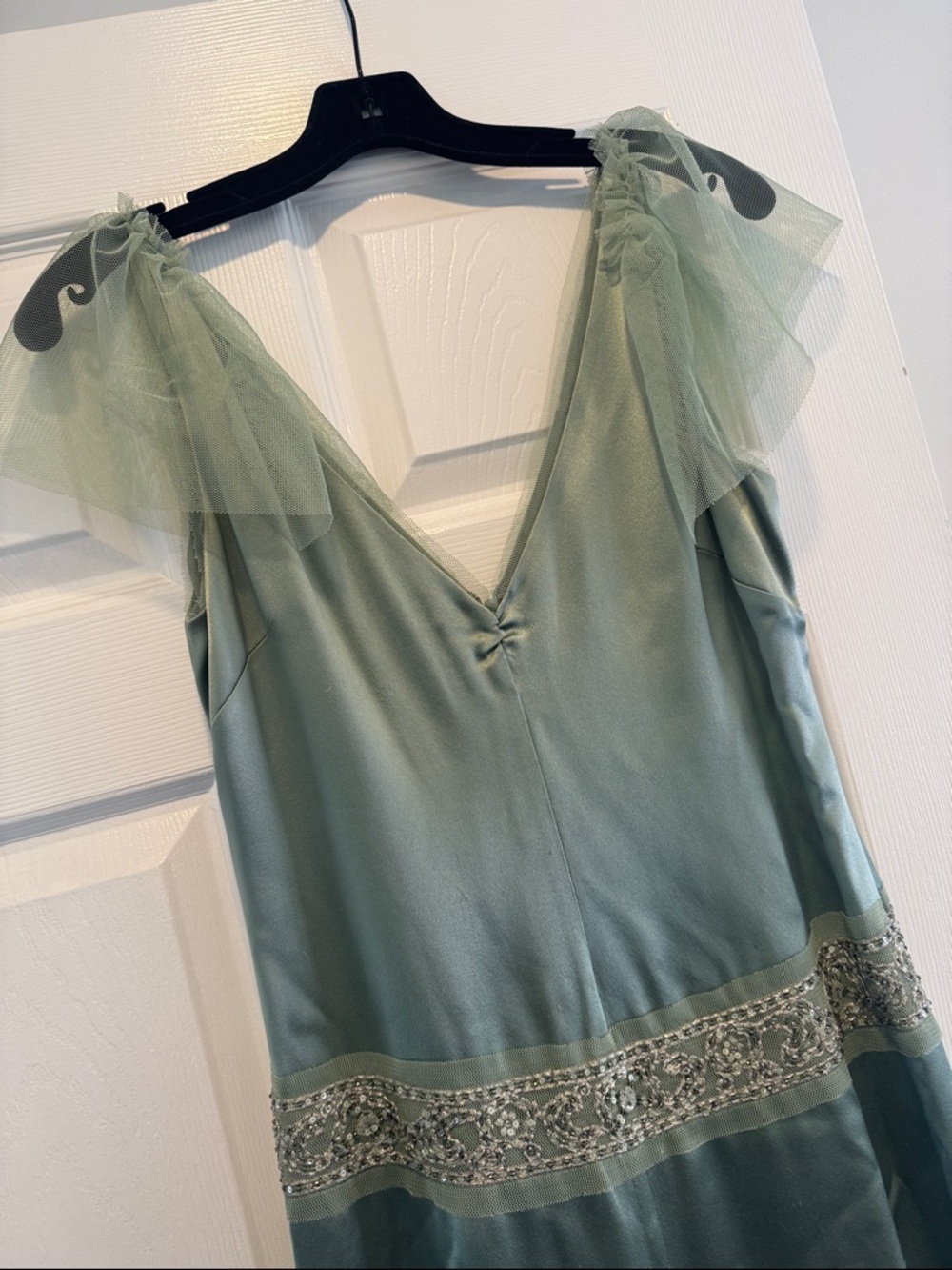 Vera Wang Sage Green Tulle-Shoulder Evening Gown - Picture 3 of 4